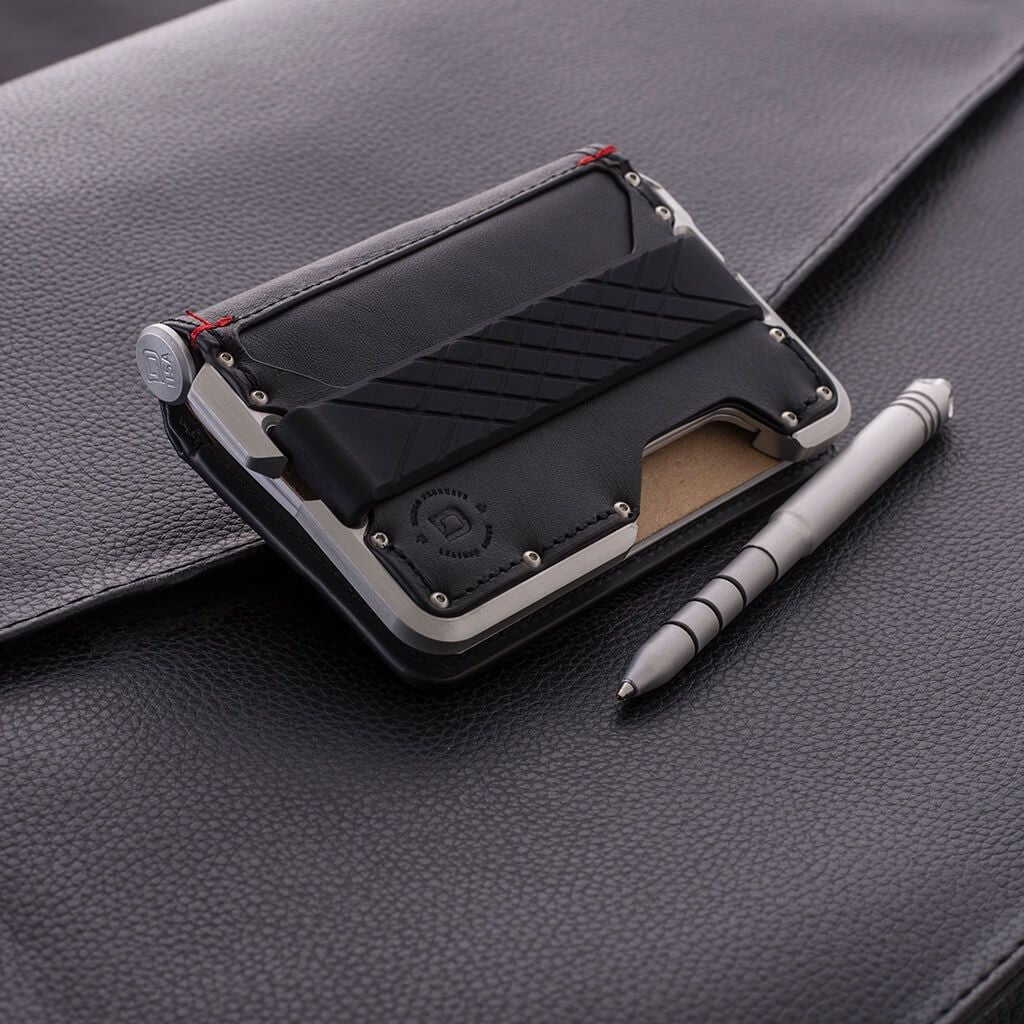 D01 Dapper Pen Leather Wallet