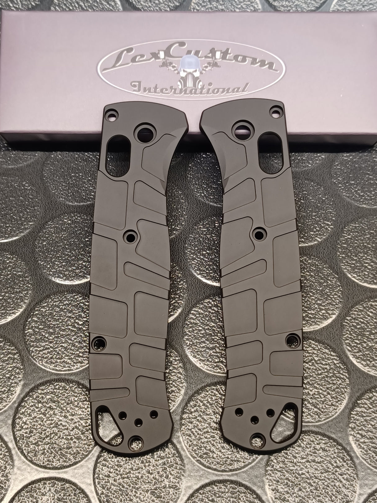 Bugout® Turtle Scales