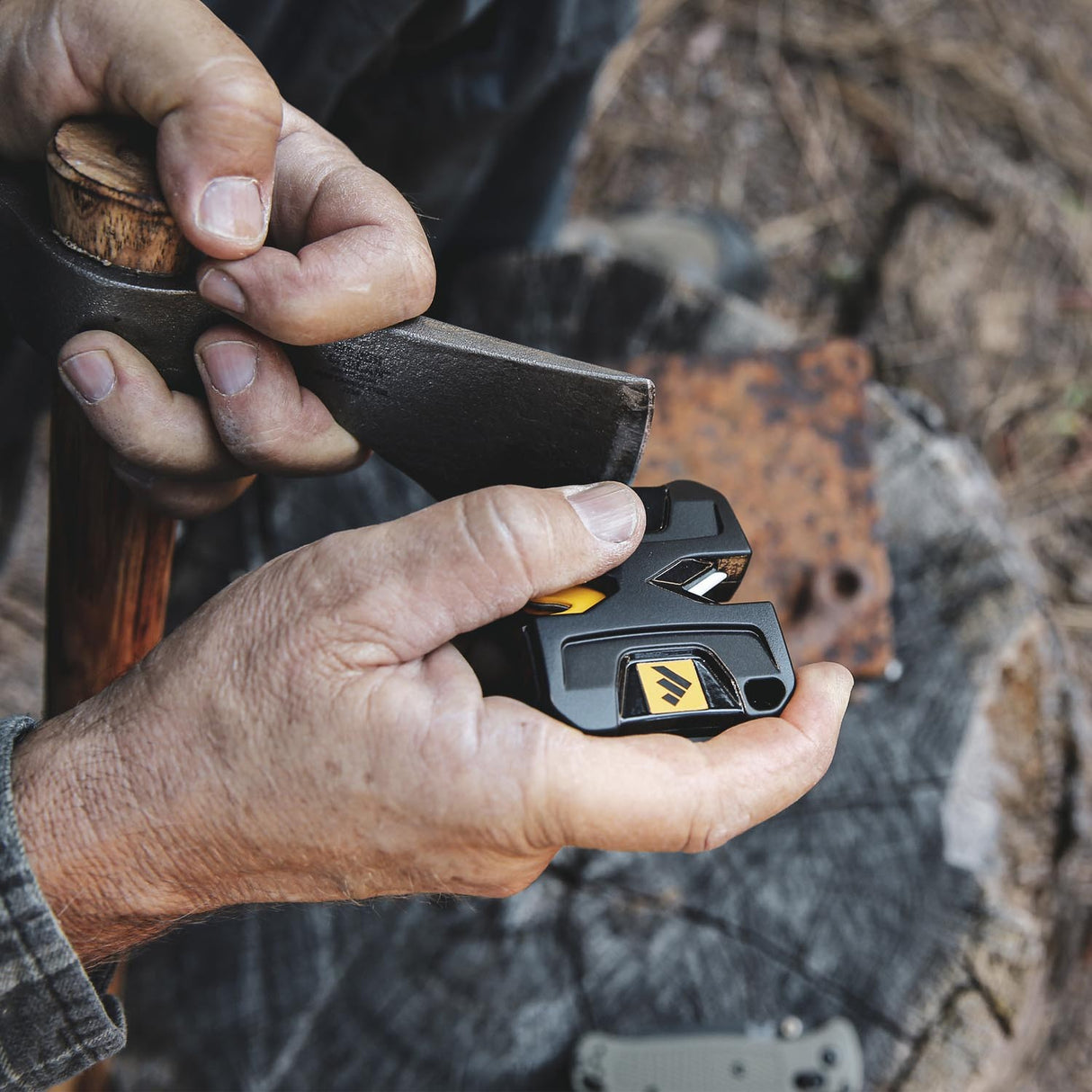 Pivot Knife Sharpener™