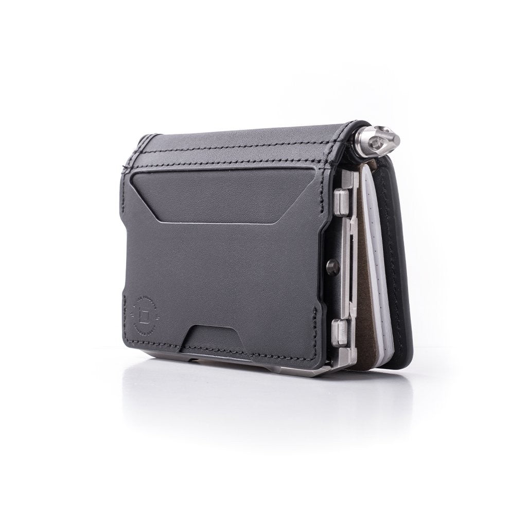 A10 Adapt Titanium Bifold Pen Wallet