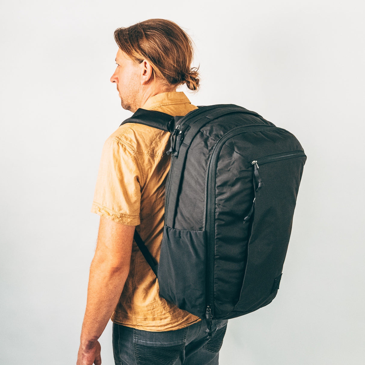 Civic Travel Bag 35 L Backpack