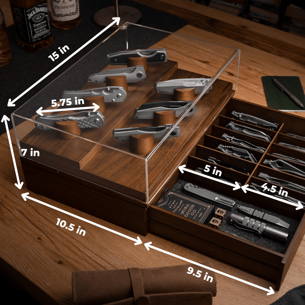 Armory Knife Display