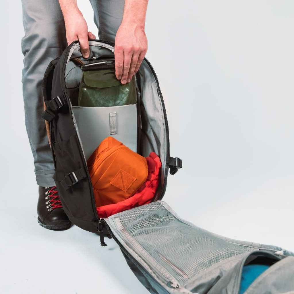 Mountain Panel Loader 30 L Backpack