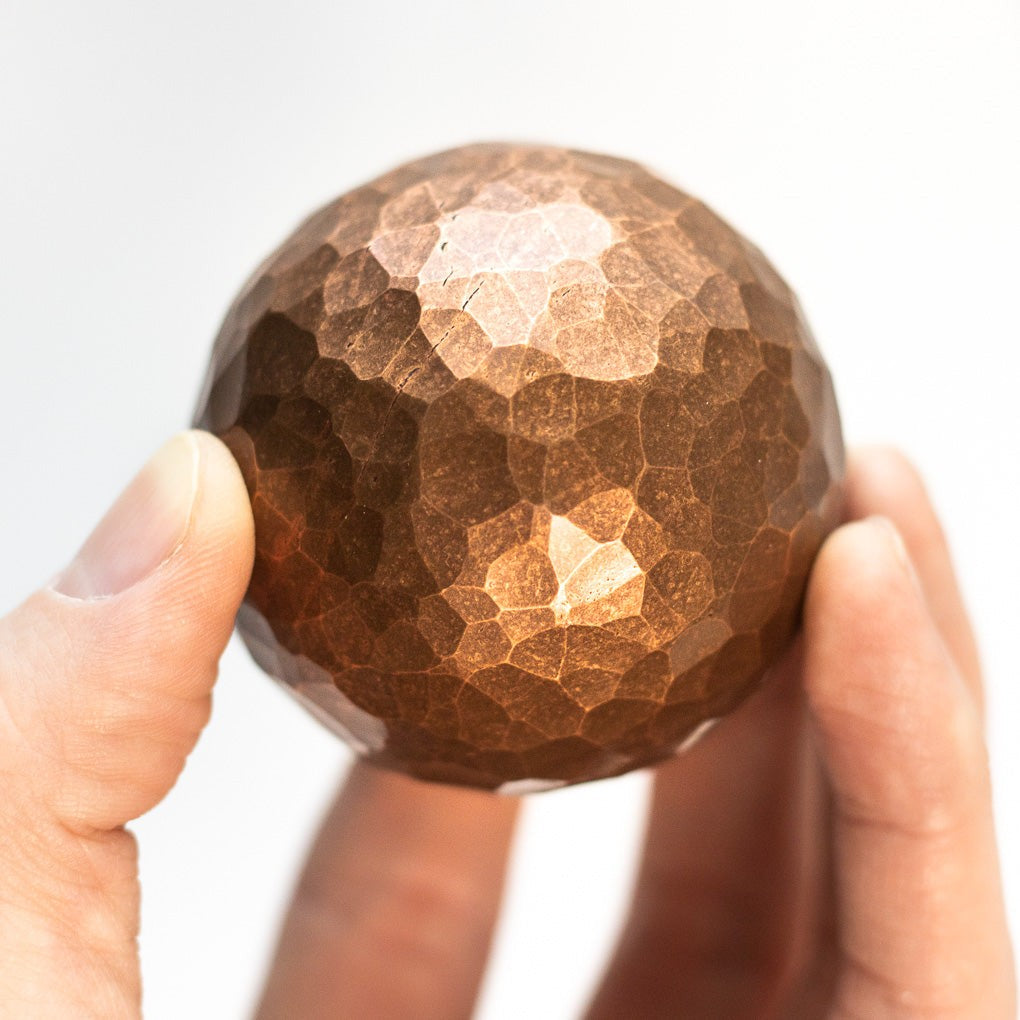 Hand-Hammered Orb 795 g Copper