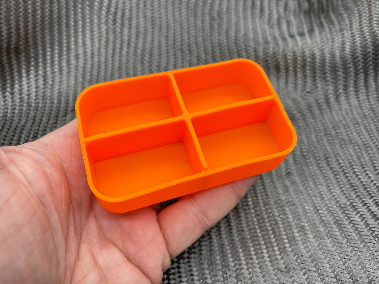 Survival Tin Silicone Divider