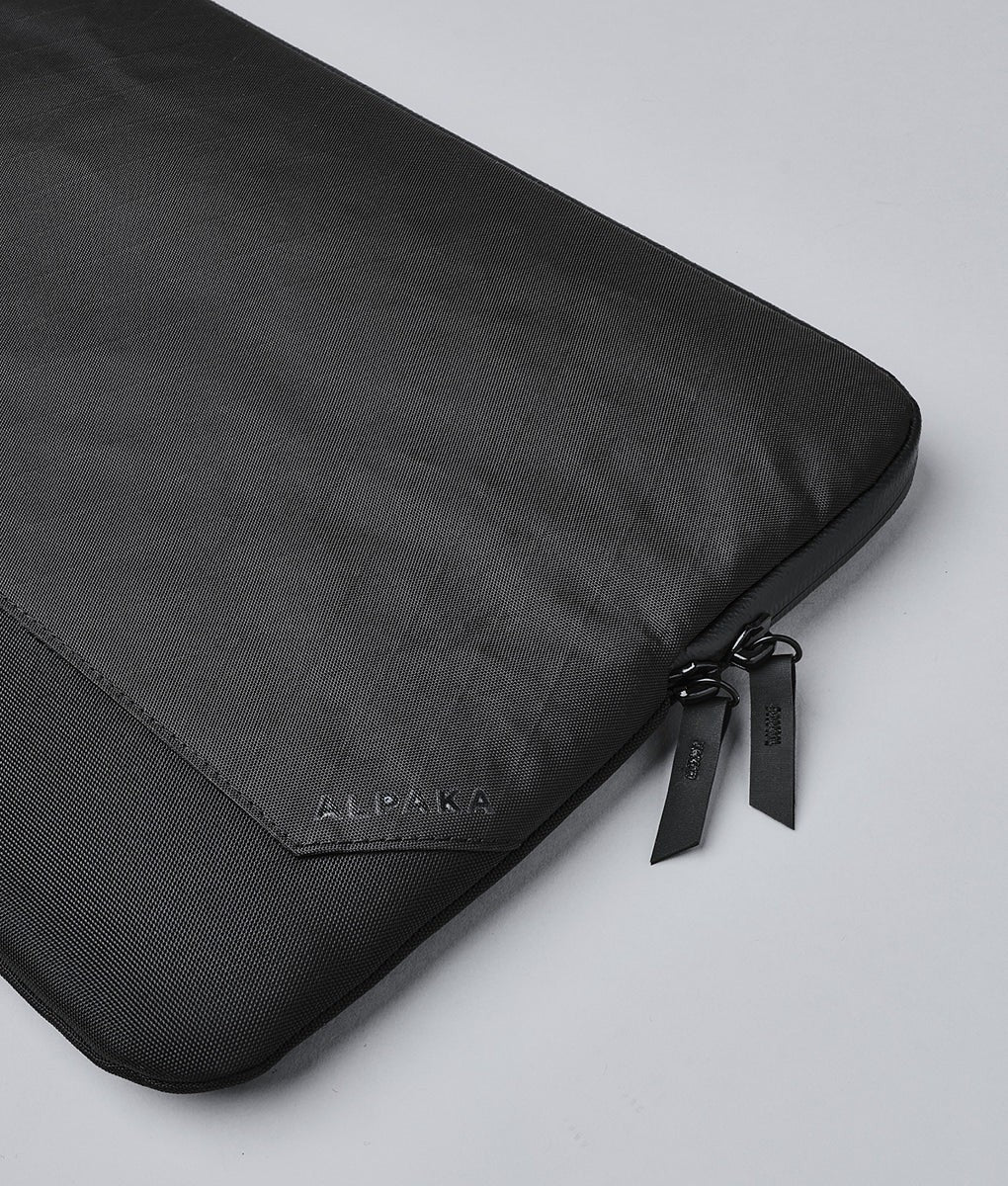 Elements Laptop Sleeve