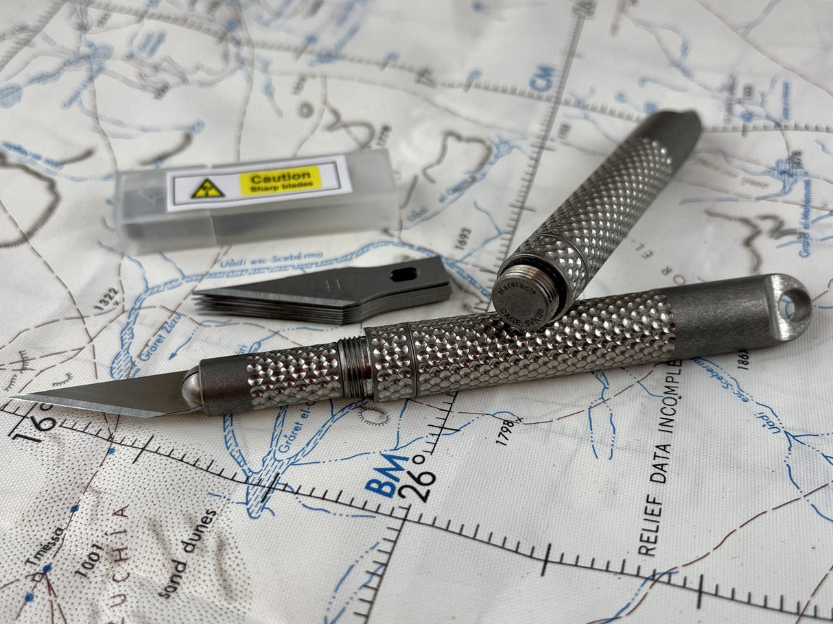 Titanium Collapsible Scalpel