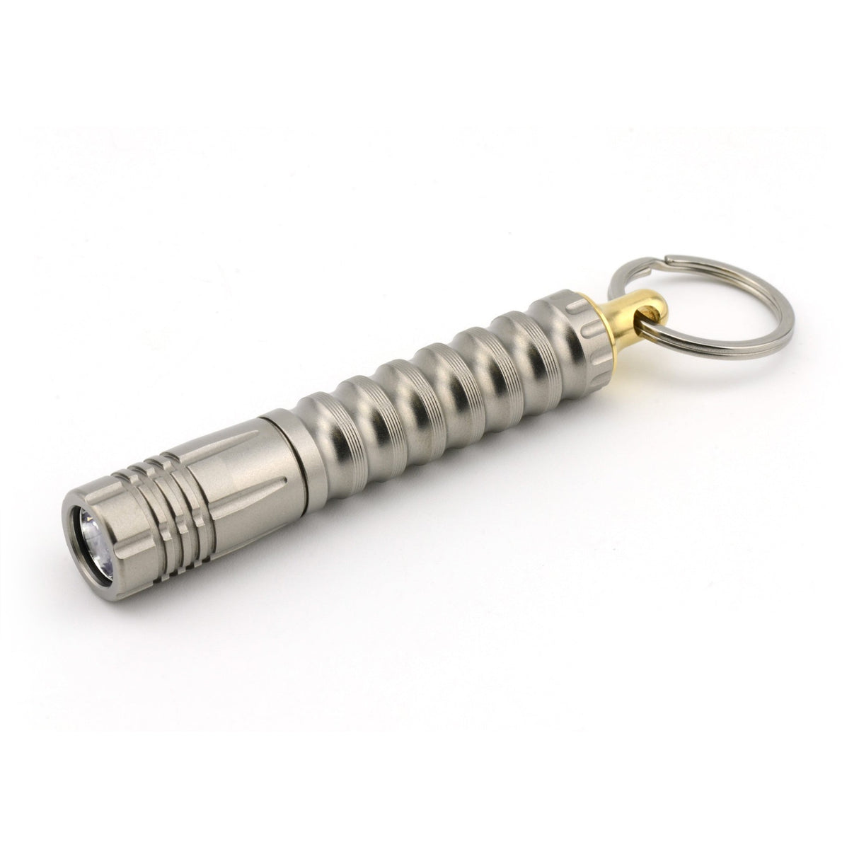 Beta QRv3 Titanium Flashlight