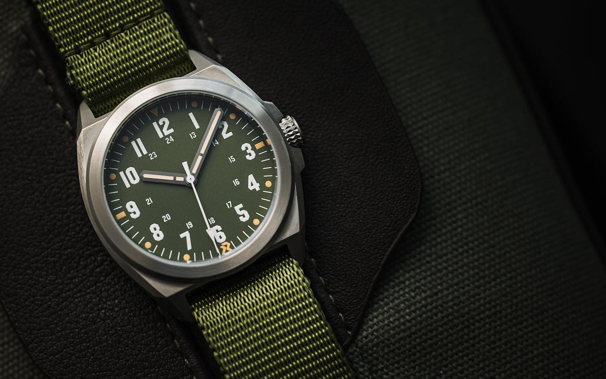 Valour 38 Spruce Green