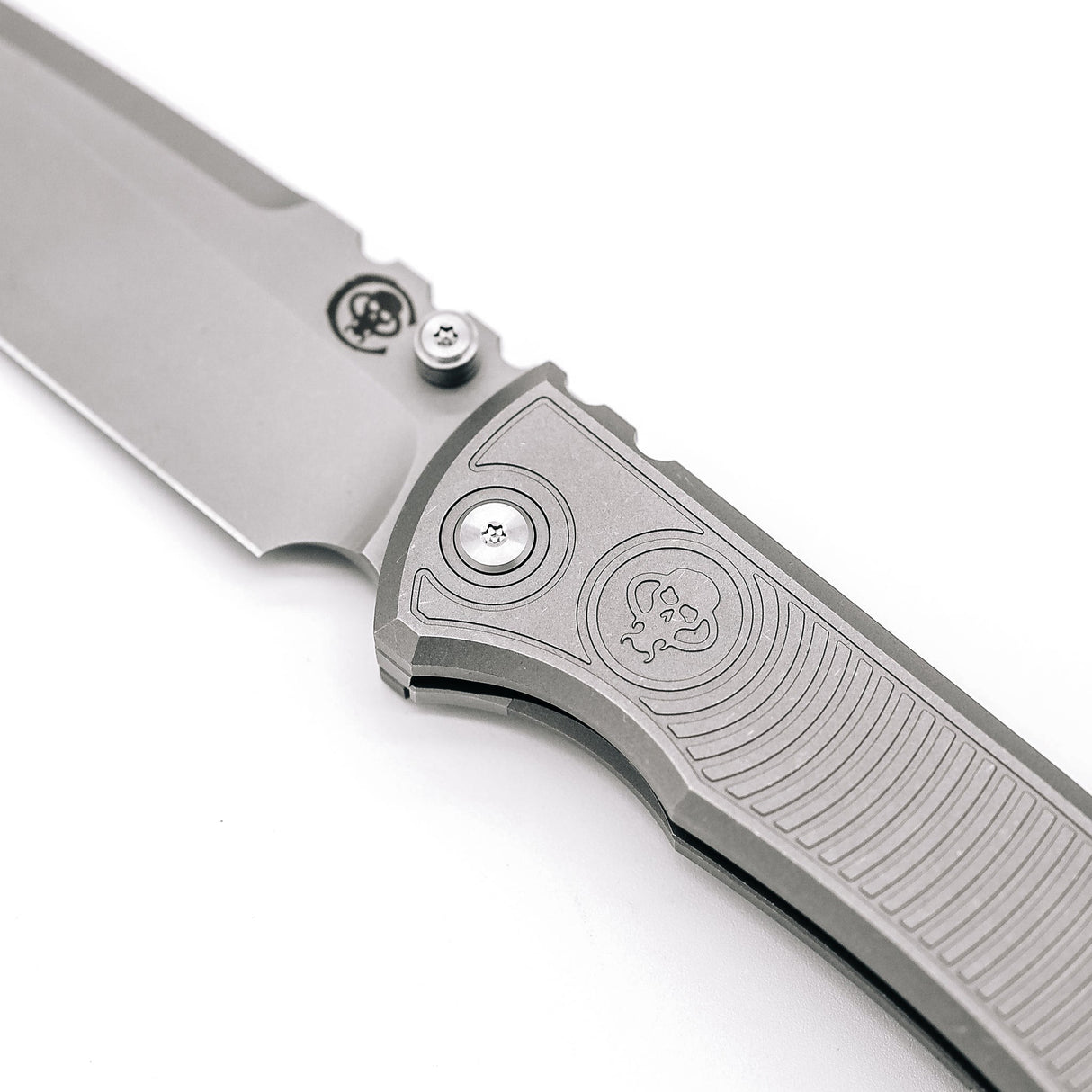 Exclusive Integral 229 Radiation Drop Point Knife