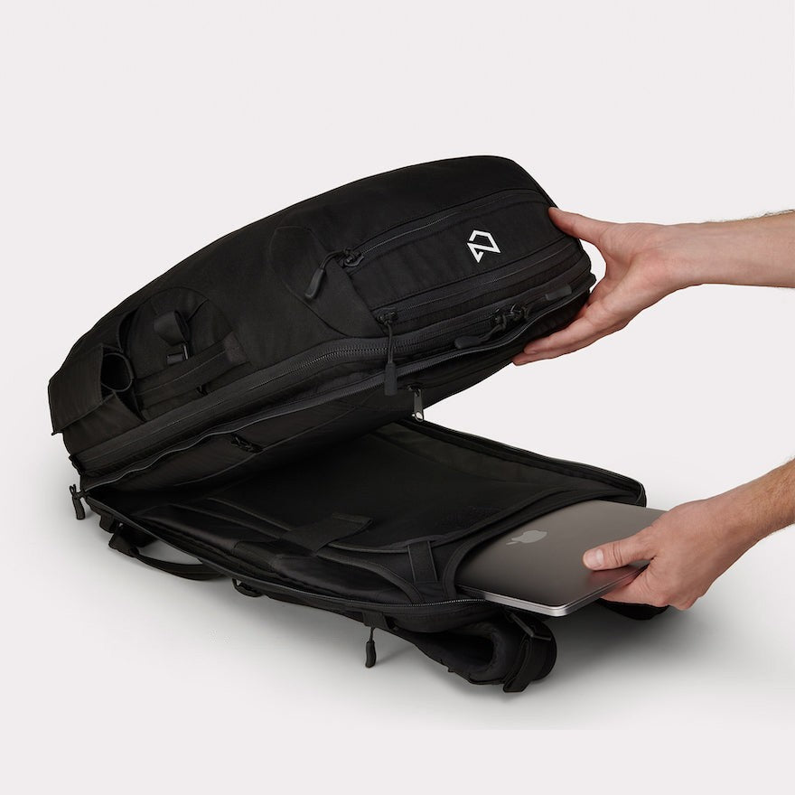 Minaal Carry-on 3.0 Bag – Mukama