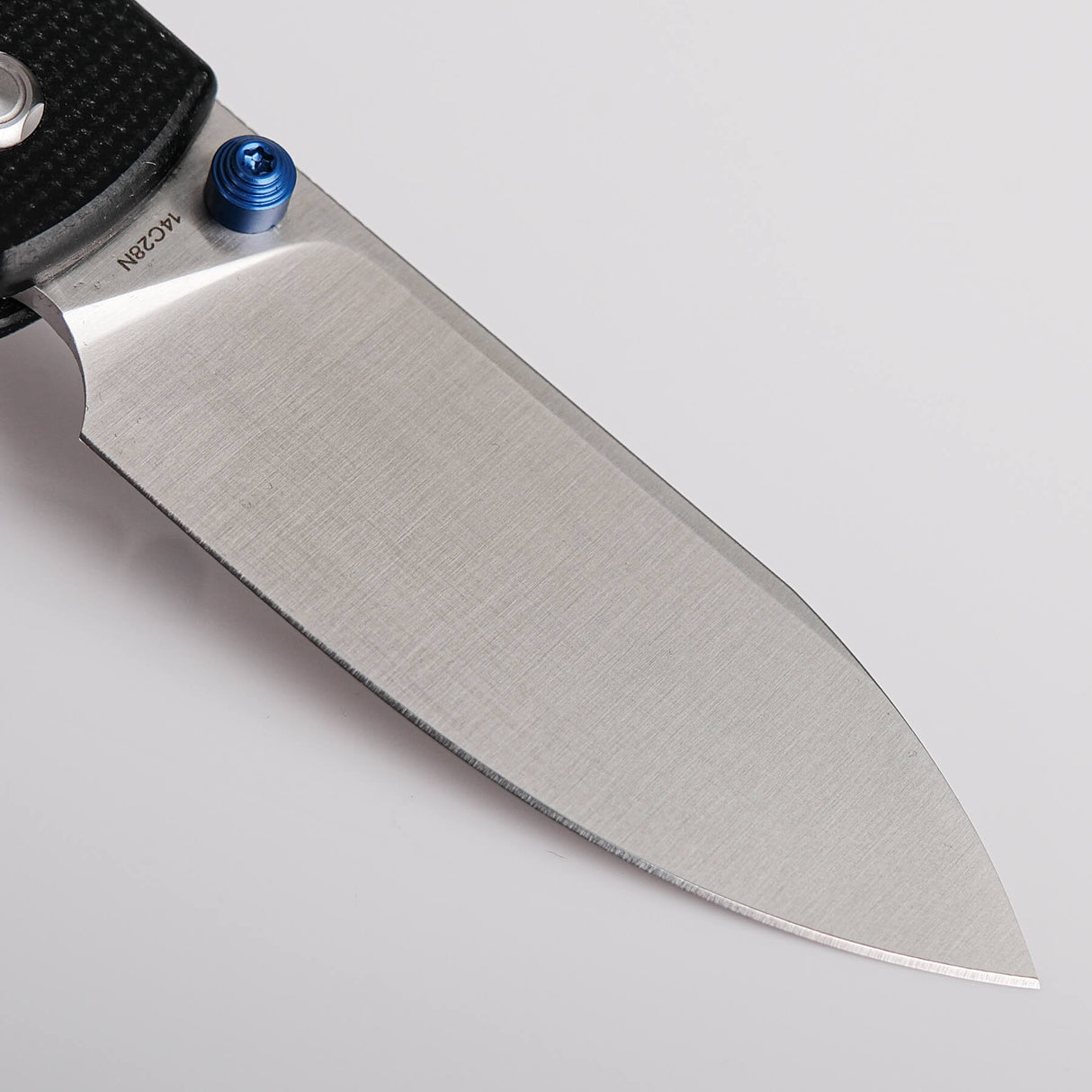 Raccoon Top Liner Knife